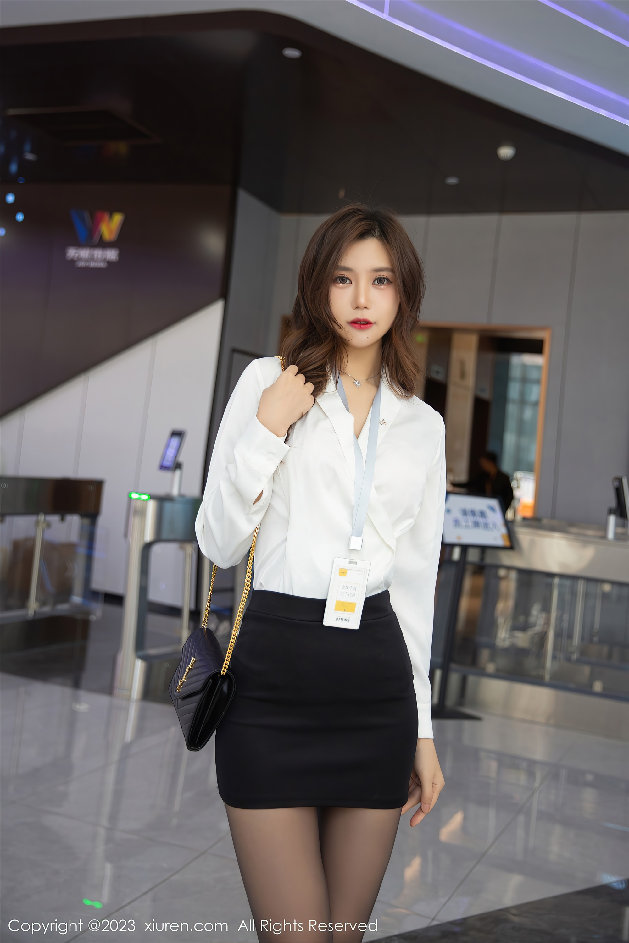 XiuRen秀人网  2023.07.14 NO.7079 绮里嘉ula 黑丝